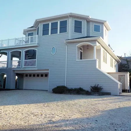 866 Rogers Villa